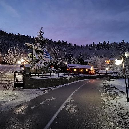 Livadaki Village Megali Kapsi Eksteriør billede