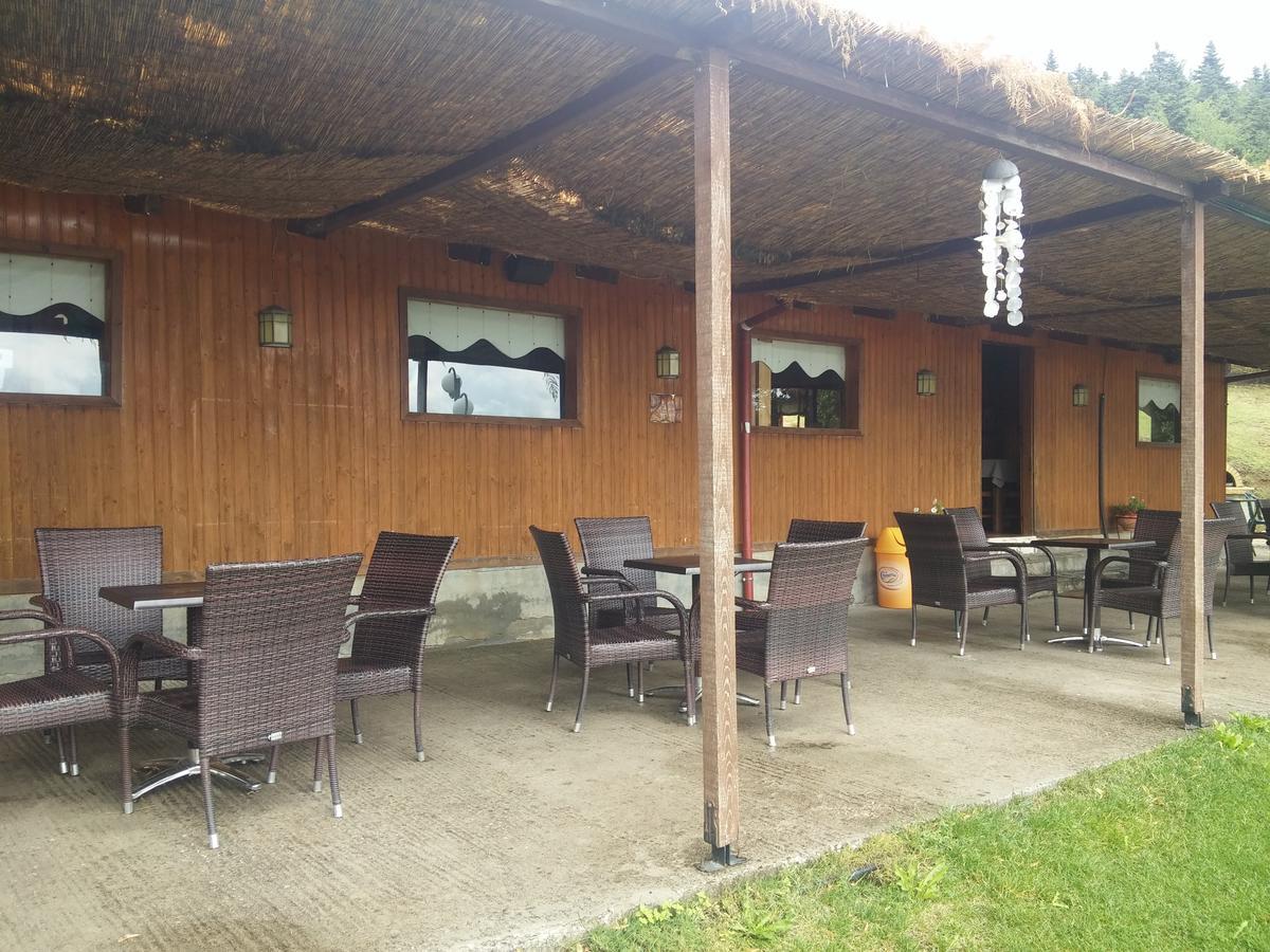 Livadaki Village Megali Kapsi Eksteriør billede