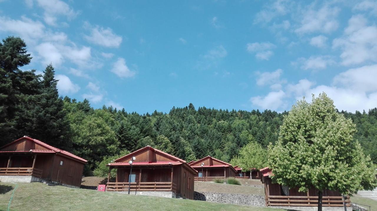 Livadaki Village Megali Kapsi Eksteriør billede