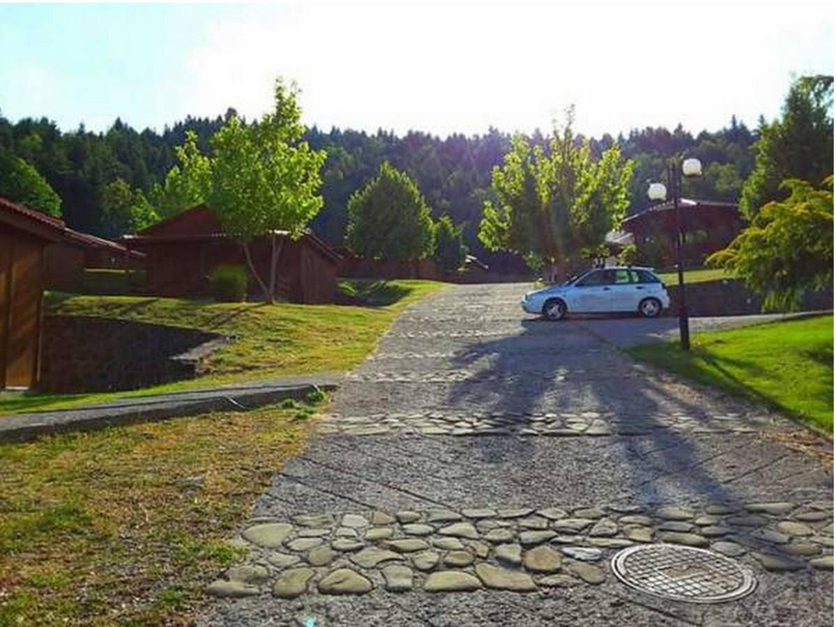 Livadaki Village Megali Kapsi Eksteriør billede